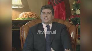 Presidenti Bamir Topi uron shqiptarët për Vitin e Ri-(31 Dhjetor 2008)