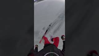 Так мощно стартанул, что отстегнулась лыжа | Ski race fail #горныелыжи #skiing