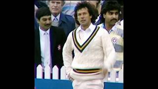 The Story of Imran Khan Changing His Bowling Action After His Debut Match - Amazing Story