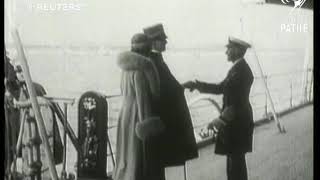 ITALY: British Warship HMS 'Queen Elizabeth' visited in Naples Harbour by Prince Umberto (1932)