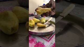 జీడి మామిడి పండ్లు😋#godavari #fruits #shortvideo #seafood
