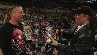 Paul Heyman awards RVD with the ECW World Heavyweight
