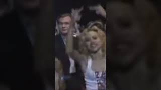 Christopher Nolan \u0026 Brittany Murphy getting down to Eminem at MTV Awards (2002)