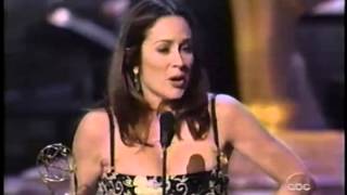Patricia Heaton wins 2000 Emmy Award for Lead Actress in a Comedy Series