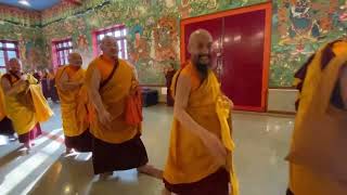 Namdroling monestary Lama Has completed their 3 year 3 month retreat