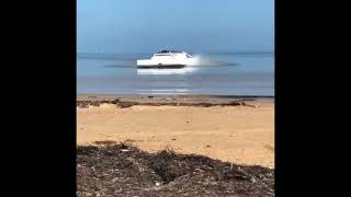 Electric skirtless hovercraft at 40km/h on 15 hp.