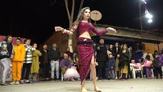 Roman Düğünleri Menemen 3 Numaralı Nuriye Ateş,in Son Roman Dansı Bu Platform Çok Fazla