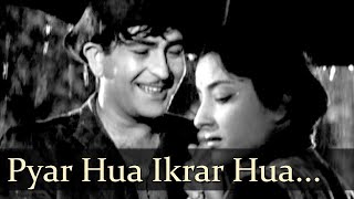 Pyar Hua Ikraar Hua | Shree 420 Movie (1955) | Raj Kapoor | Nargis | Manna Dey | Lata Mangeshkar