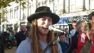 GOING DANCING MAD TO UPLIFTING MUSIC OF REGGAE BUSKER, RYAN O'NEILL, IN SUNNY MANCHESTER  19/10/2024