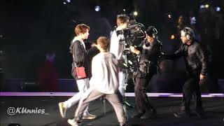 BTS (방탄소년단) - Mikrokosmos + Ending - Speak Yourself World Tour - Paris 190608