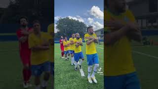What are this "football players" doing?! (hilarious) 🤣⚽