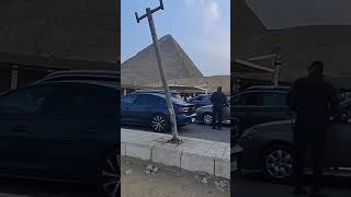 Go early to the Pyramid of Giza to avoid heavy traffic #recommended #travel #shortvideo