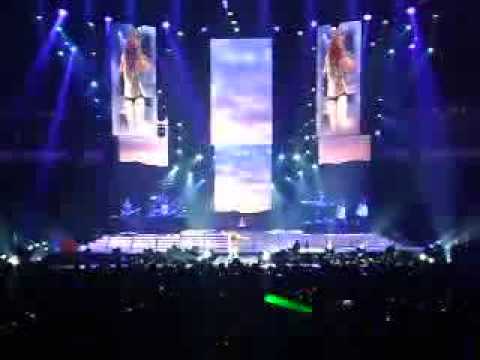 The Climb- Miley Cyrus (Live @ Wonder World Tour) - YouTube