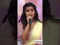 her style of singing sivaangi