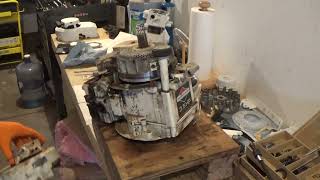 Briggs & Stratton 3.5HP Vertical Crankshaft Lawnmower Engine Teardown  -