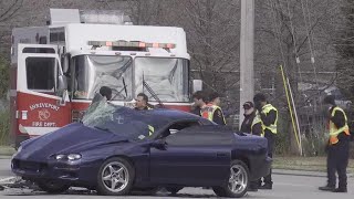 4 people hurt in crash on Fern Avenue involving SUV, sports car