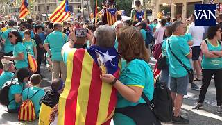 Así está el ambiente en el inicio de la manifestación de la Diada