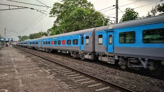 ARAKKONAM WAP-4 DRAGGED FRESHLY PAINTED LHB COACHES AND CREATE RHYTHMIC TRACK SOUND || IR