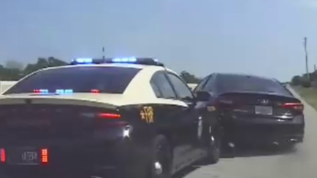 Florida Troopers Conduct PIT Maneuver To End Pursuit On I-95 - YouTube