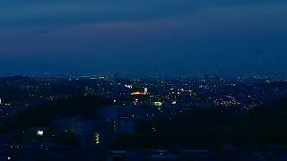 清見台　第一公園展望台の夕焼けと月と夜景