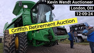 Results - Tractors JD (2) 8285R | 6330 | M - Combine JD 9770 STS - IH Semis - Farm Equipment Auction