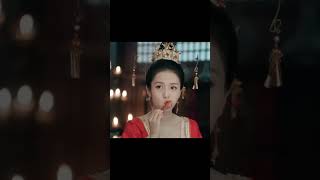 The Prince fell in love with a woman who ate rudely at first sight #chinesedrama#Overlord#shorts