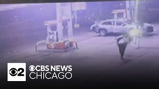 Man shot, critically injured during robbery at Chicago gas station