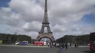 Париж, у Эйфелевой башни Paris, Eifel Tower