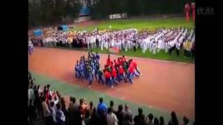 【20111015】Awesome Party Rock Anthem In Beijing High School.flv