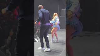 Grant Hill Jumps On Stage to Line Dance with Tamia at Hampton Homecoming!