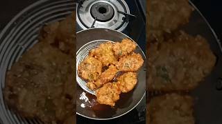 राजस्थानी मोठ दाल के पकोड़े बिलकुल पारम्परिक तरीके के साथ | Dal Ke PakodeRajasthani Traditional Moth