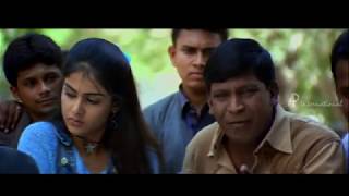 Sachein - Vijay helps Bipasha Basu