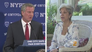 Queens Woman Confronts Mayor De Blasio