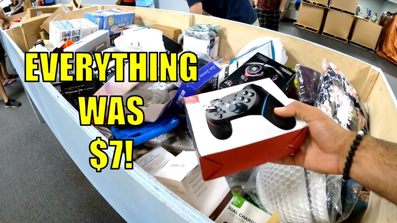 We Went To 2 Amazon Liquidation Sales - YouTube