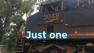 We catch a southbound CSX running 1 and 1 plus a little look at the layout