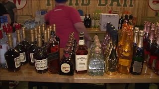 Kansas City Bar Owner Sells Unopened Alcohol in Hopes of Offering Workers Interest-Free Loans