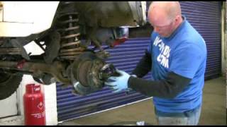 landroverworkshopDVD.com how to replace landrover defender wheelbearings hub seal and caliper etc