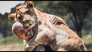 ¡Este hombre lo dejó todo para vivir entre animales salvajes!