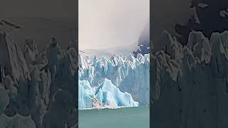GIANT ICEBERG WAVE #glacier #iceberg