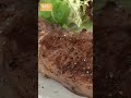 shorts 【西冷牛扒🥩】簡單控制火候 煎出肉嫩多汁西冷牛扒！｜ sirloin steak 容易煮