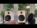 kanto yu4 bookshelf speaker unboxing sound test stand