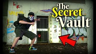 Exploring Vault Found Under Abandoned House! What's Inside?!