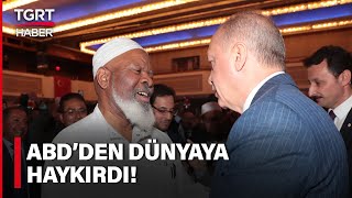 Cumhurbaşkanı Erdoğan'ı Övdü, Salon Ayağa Kalktı