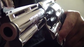 the walking dead gun (colt python)