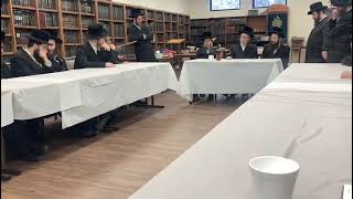 Rachmastrivka Monsey Rebbe L'chaim Tisch in Vietzner Chicago Kolel - Shvat 5785