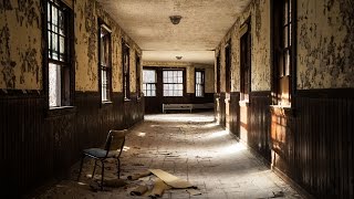 Exploring an Abandoned State Mental Hospital - Are We Alone?