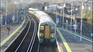 12 Car Southern Electrostar class 377's at Hove Station, 5th February 2021