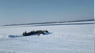 а лужа так и не замерзает в 30 градусов 22 февр