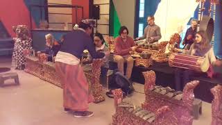 Ciaaattt...gamelan workshop europalia festival  center