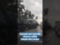 Nampak dari jauh dia reverse, tetiba tengok dah senget